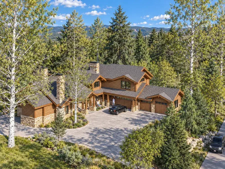 Markowitz Residence